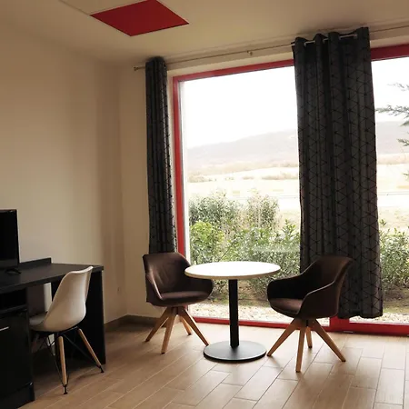 Top Hotel * Vertesszolos