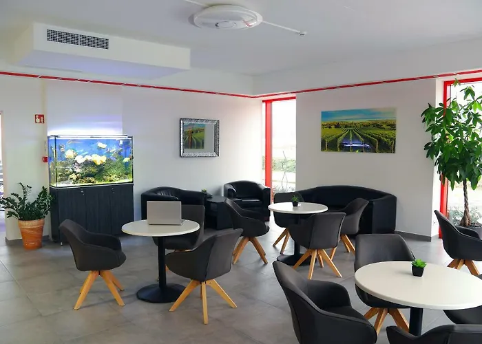 Top Hotel ホテル *